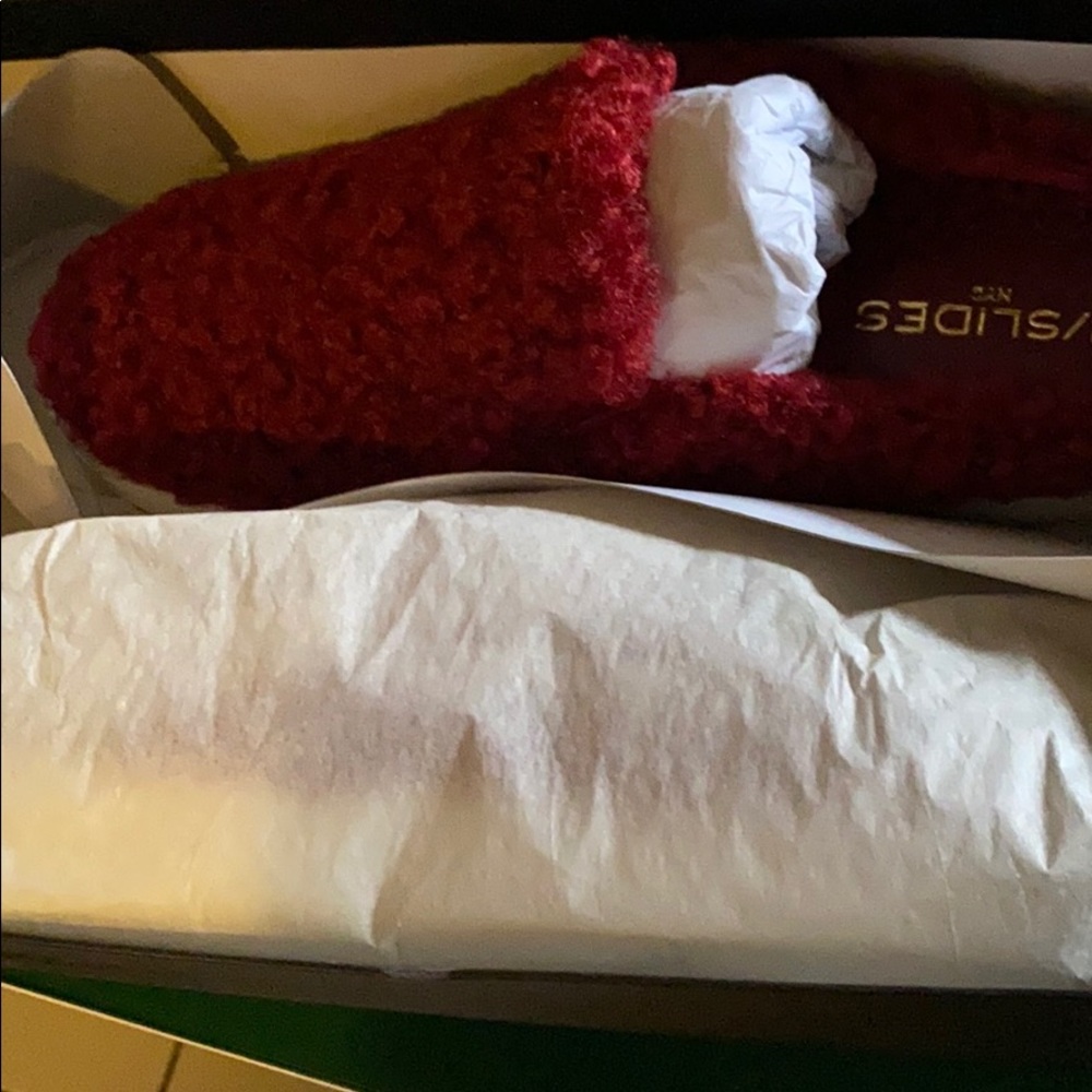 J-Slides faux slip on.